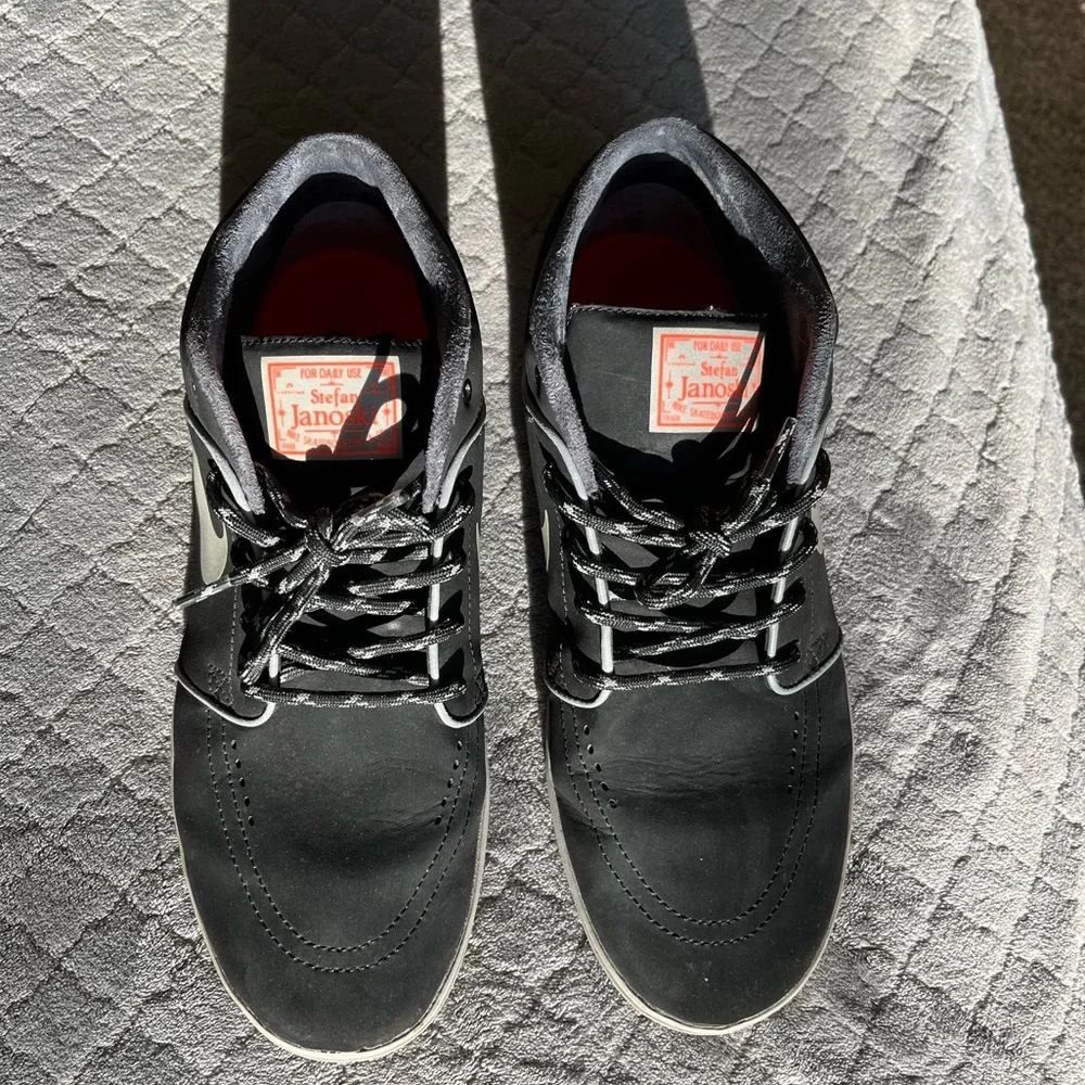 Nike Skateboarding Stefan Janoski Chukka Shoes Mens 10.5 US Black and Gray - Picture 12 of 16